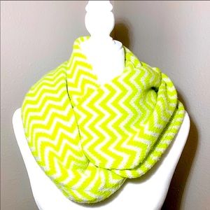 NWT J Crew Infinity Zig Zag Chevron Scarf